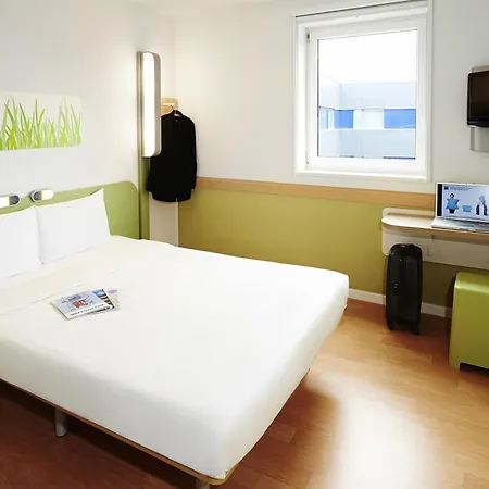 Ibis Budget Paul Les Dax 호텔 2*