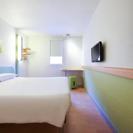 Ibis Budget Paul Les Dax מלון